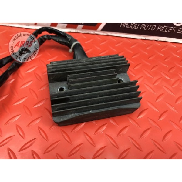Regulateur de tension Honda CBF 900 Hornet 2002 à 2006