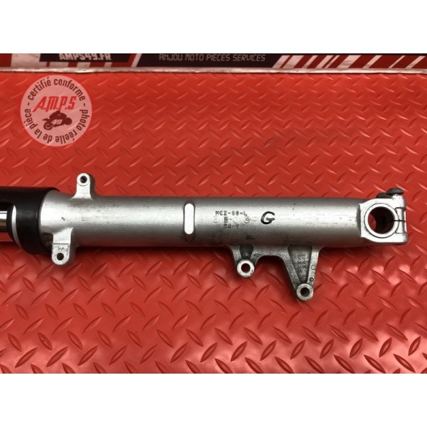 Tube de fourche gauche 