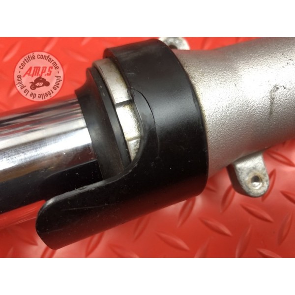 Tube de fourche gauche 