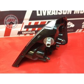 Feux arrière gauche 