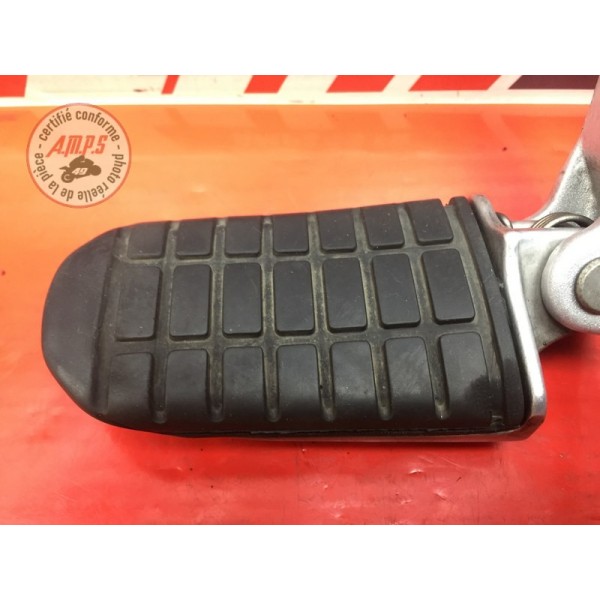 Platine repose pied droite 