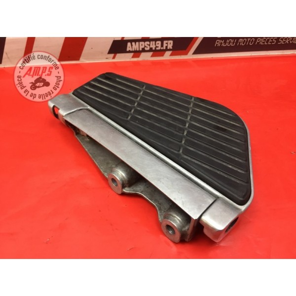 Platine repose pied passager gauche 