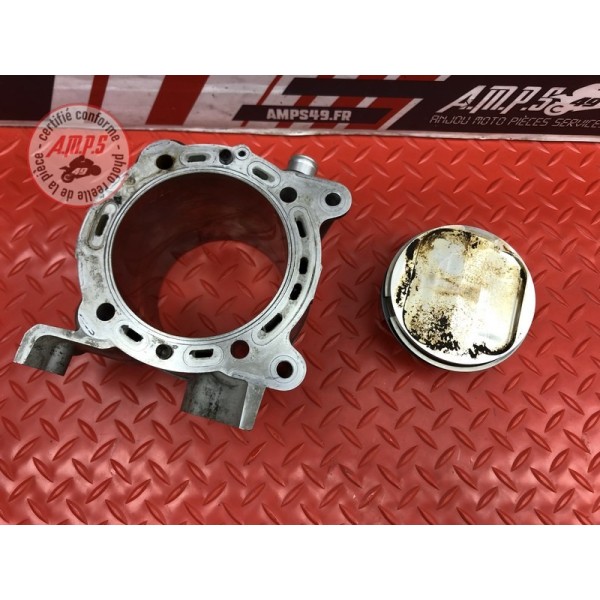 Cylindre piston avant 