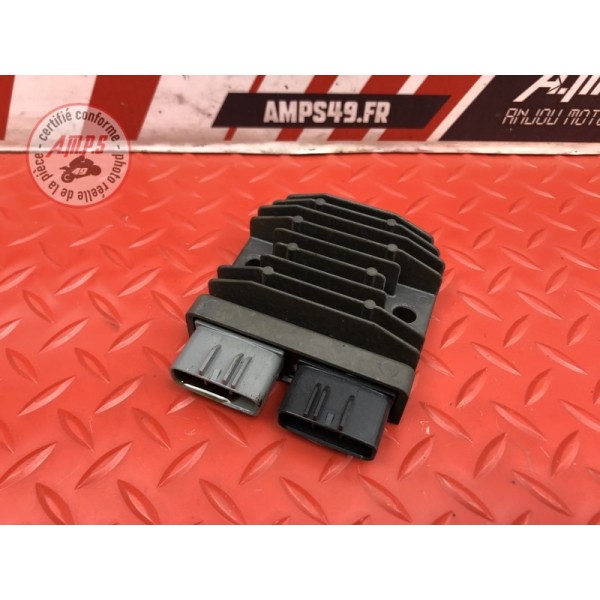 Regulateur de tension