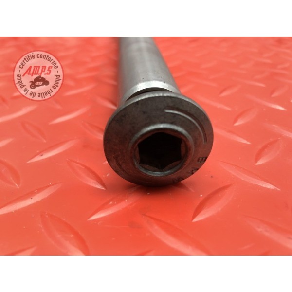 Axe de roue avant 
