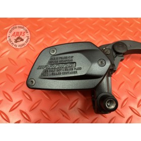 Maitre cylindre de frein avant 