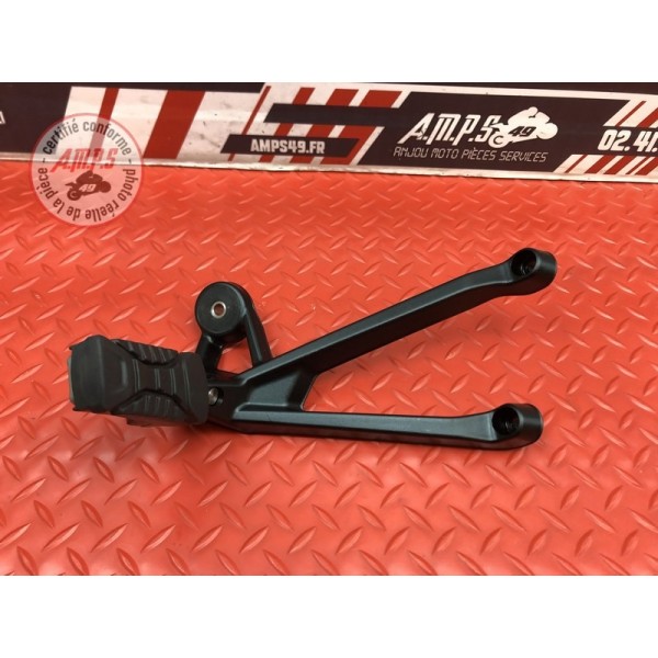 Platine repose pied passager droite