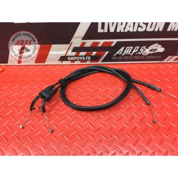 Cable d'accélérateur
