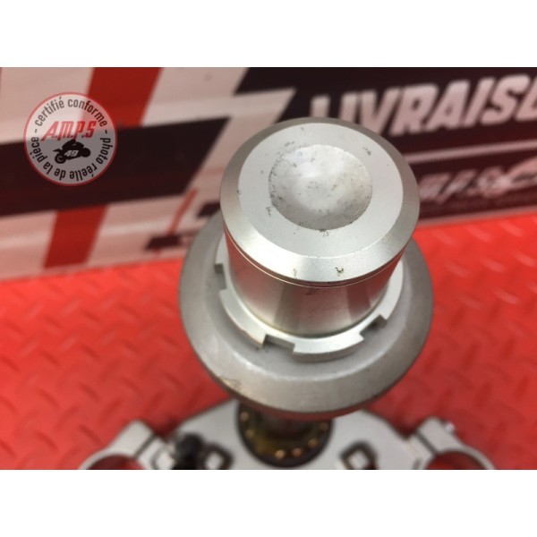 Te de fourche inférieur 