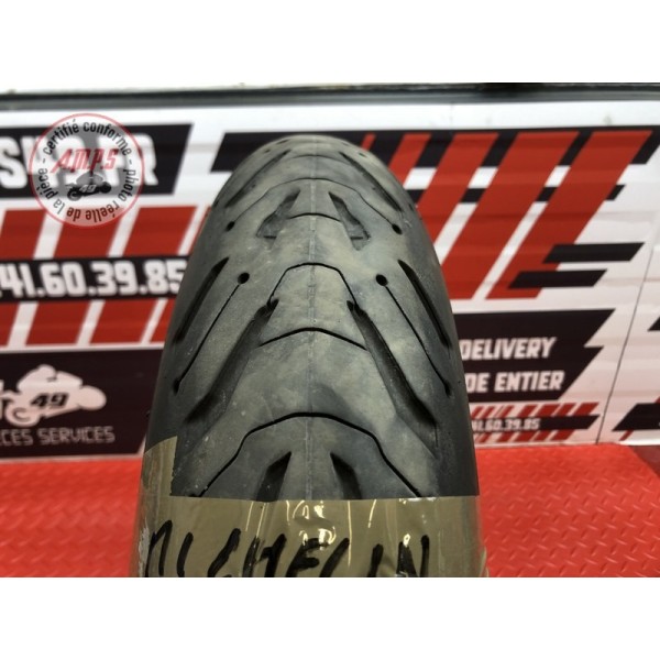 Pneu Michelin Road 6 120-70-17 DOT 4222 20% 