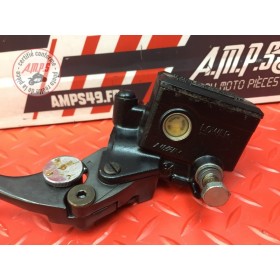 Maitre cylindre de frein avant 