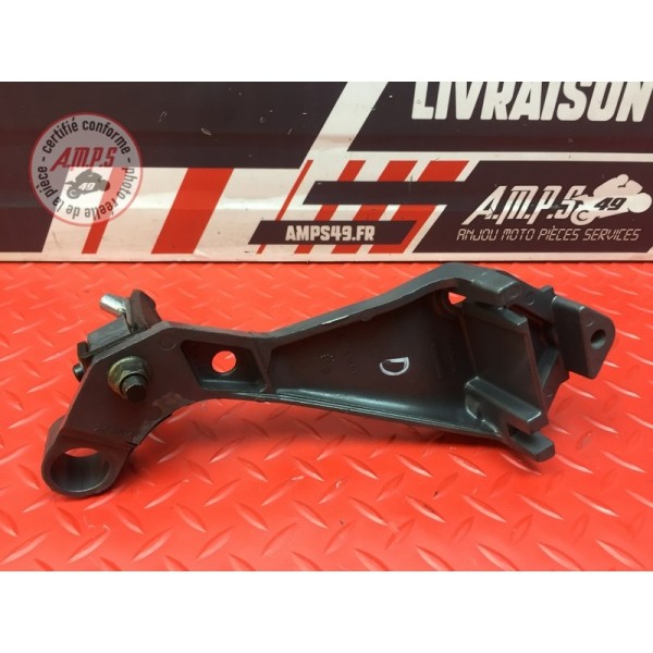 Platine repose pied passager droite Triumph Sprint 900 de 1993 à 1998