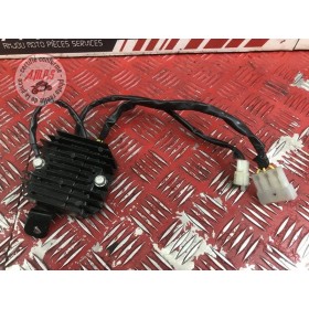 Regulateur de tension 