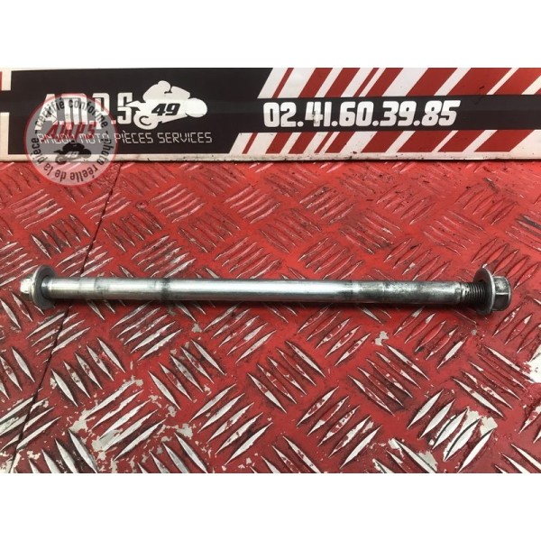 Axe de roue arriere 