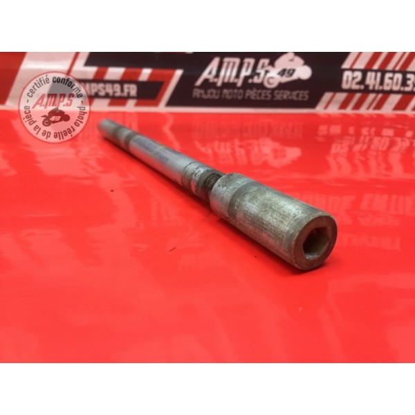Axe de roue avant KTM 125 Duke 2011 à 2016