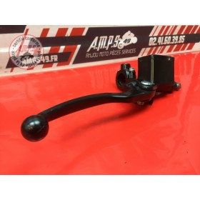 Maitre cylindre de frein avant 