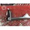 Platine repose pied passager droite 