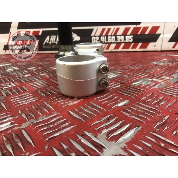 Te de fourche inférieur 