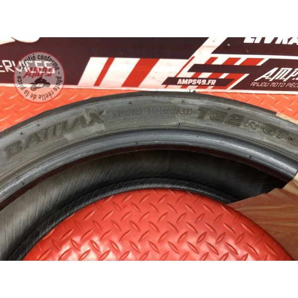 Pneu Bridgestone Sport Touring 180-55ZR17