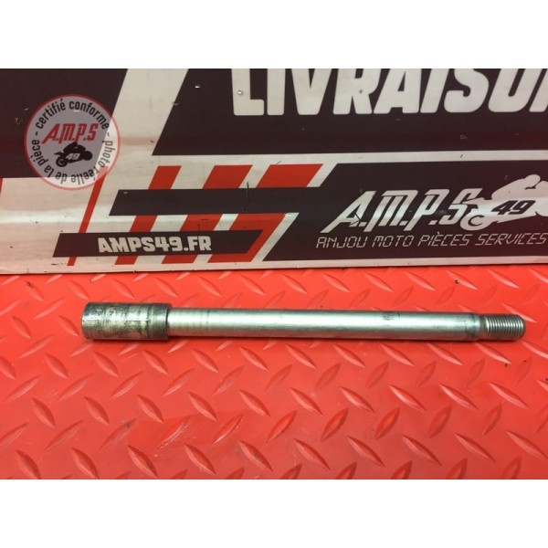 Axe de roue avant 