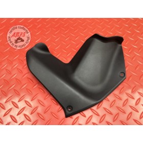 Cache plastique avant gauche 