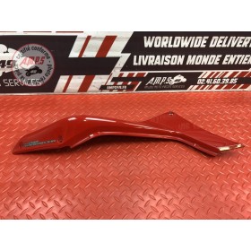 Cache plastique sous selle gauche 