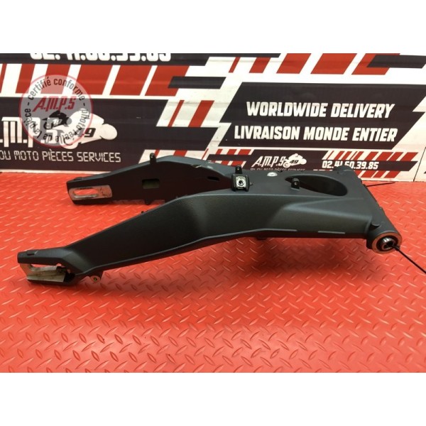 Bras oscillant Triumph Street Triple 675 R 2013 à 2016