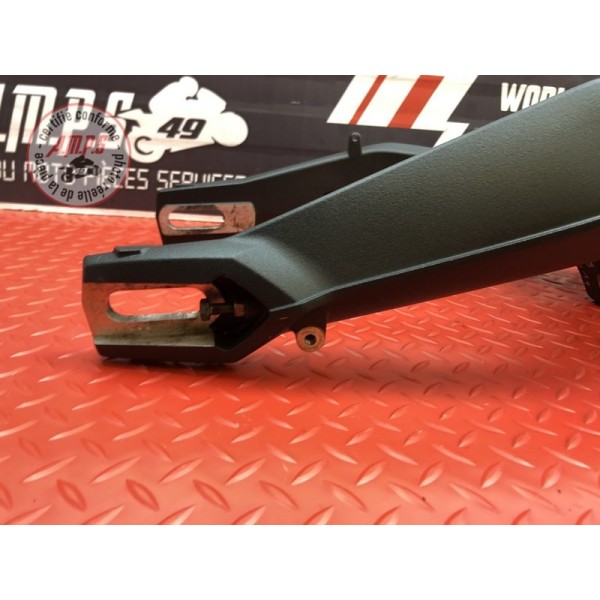 Bras oscillant Triumph Street Triple 675 R 2013 à 2016