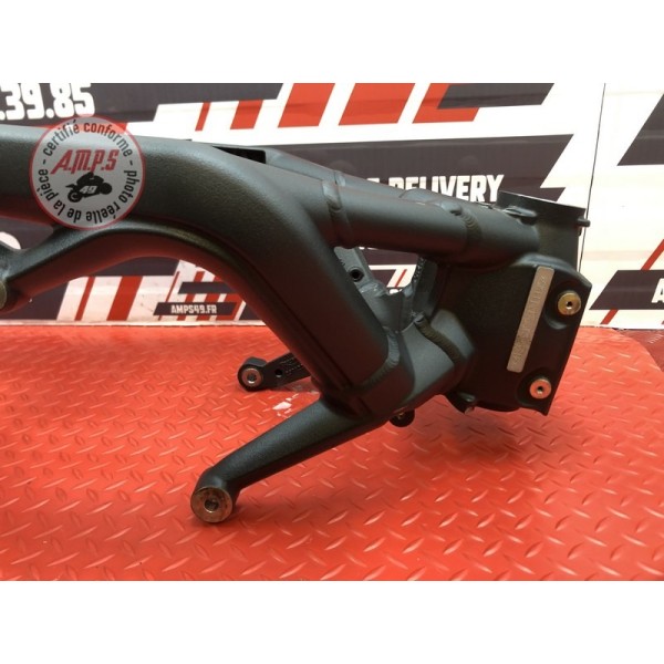 Cadre avec carte grise Triumph Street Triple 675 R 2013 à 2016