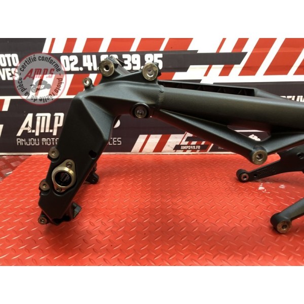 Cadre avec carte grise Triumph Street Triple 675 R 2013 à 2016