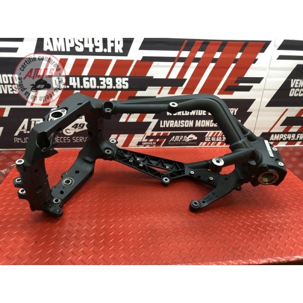 Cadre avec carte grise Triumph Street Triple 675 R 2013 à 2016