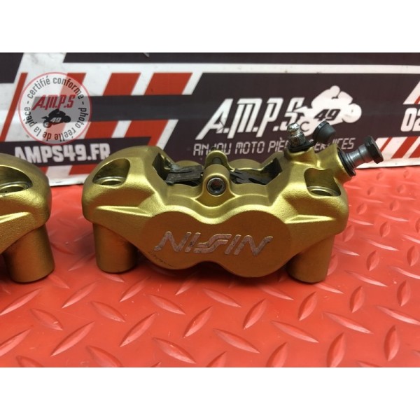 Paire d'étrier de frein avant Triumph Street Triple 675 R 2013 à 2016