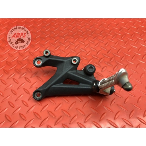 Platine repose pied gauche Triumph Street Triple 675 R 2013 à 2016