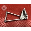 Platine repose pied passager droite 