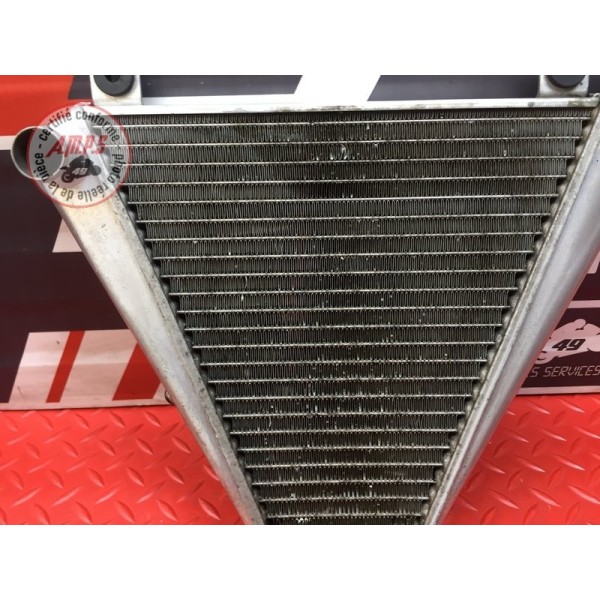 Radiateur d'eau inférieur 