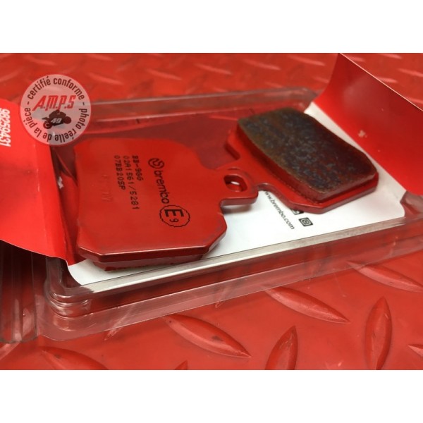 Plaquette de frein arriere neuve Brembo 