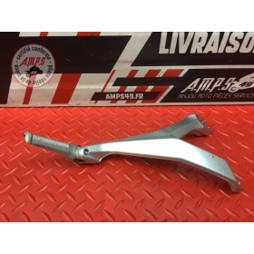 Platine repose pied passager droite