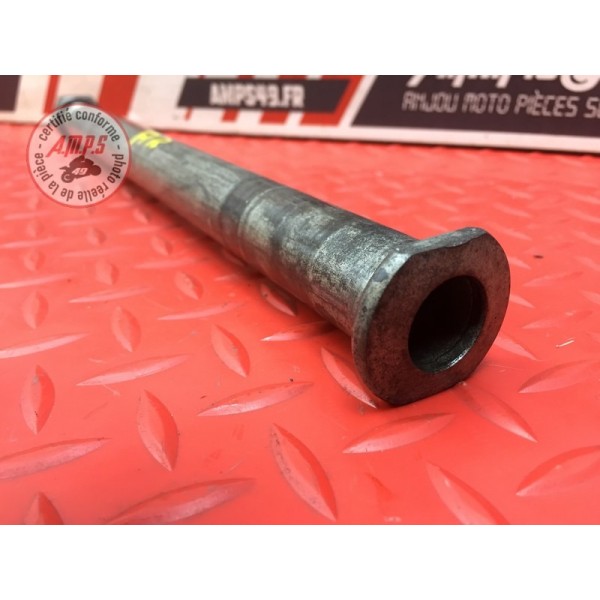 Axe de roue arriere Kawasaki Z1000 2003 à 2006