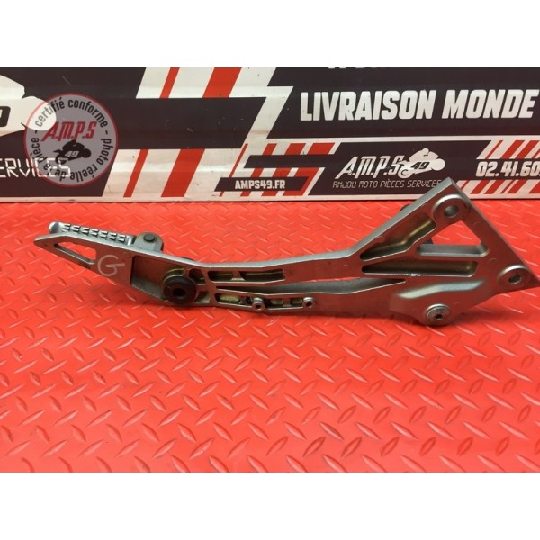 Platine repose pied gauche 