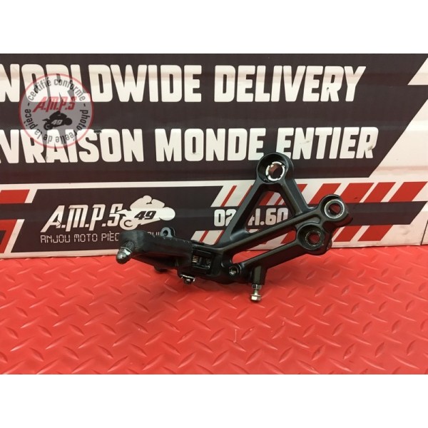 Repose pied droit KTM 390 DUKE 2017 à 2023