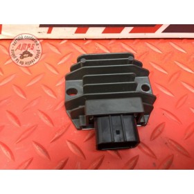 Regulateur de tension