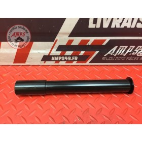 Axe de roue avant