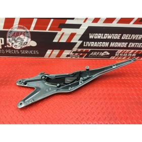 Bâtis arrière droit 