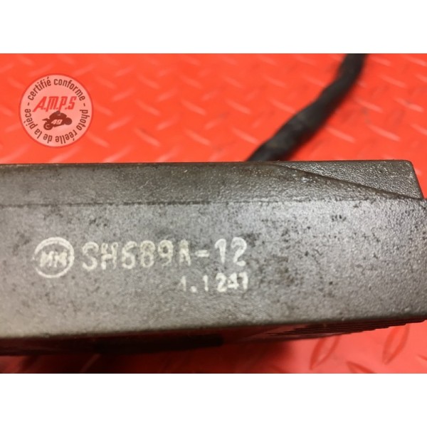 Regulateur de tension Honda CBR 1100 XX 1999 à 2007