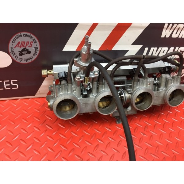Rampe d'injection Honda CBR 1100 XX 1999 à 2007
