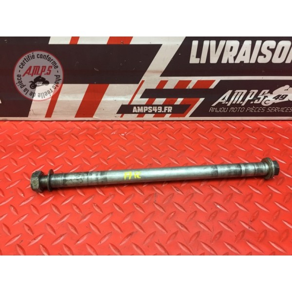 Axe de roue arriere Honda CBR 1100 XX 1999 à 2007