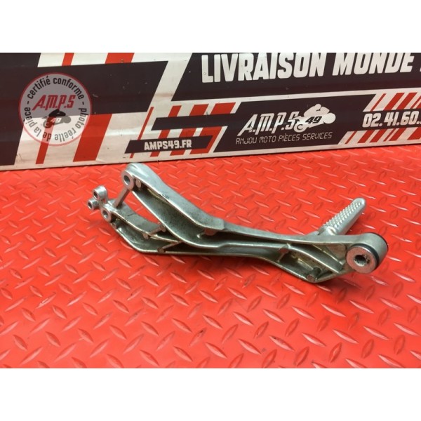 Platine repose pied passager droite Honda CBR 1100 XX 1999 à 2007