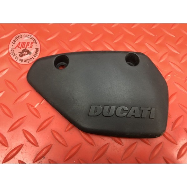 Cache plastique sur monobras Ducati HM 796 Hypermotard 2010 à 2012