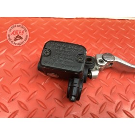 Maitre cylindre de frein avant