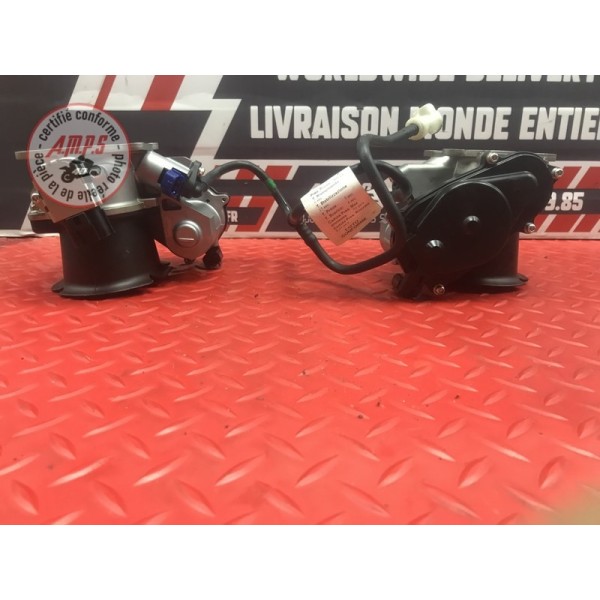 Rampe d'injection Ducati 899 Panigale 2014 à 2015